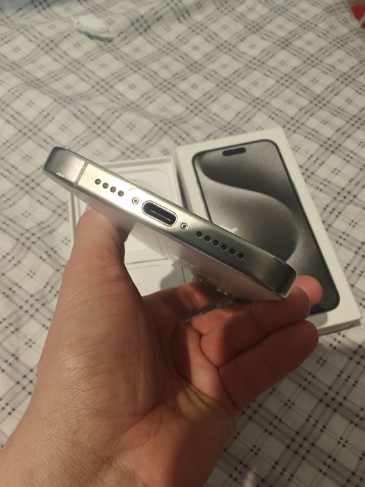 iPhone 15 Pro Max Alb 256GB