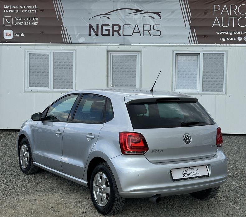 VOLKSWAGEN Polo 2010 — imagine 3