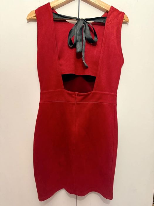 Rochie roșie tip suede cu spatele decupat • Made in Italy • elegantă / party / club S/M