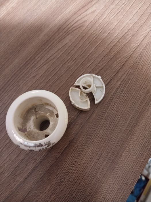 Арматура б/у для смывного бачка