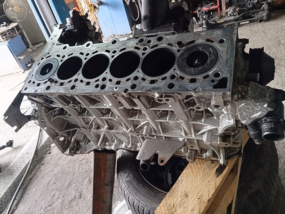 Двигател за БМВ Х3 f25 N57D30A  на части
