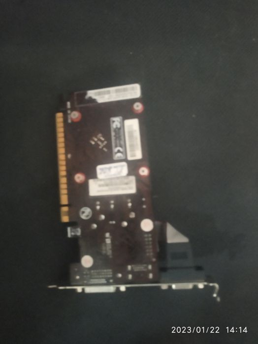 Видеокарта GT 520