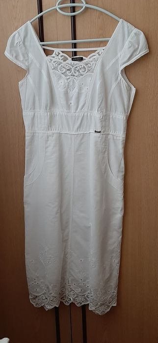 Бяла  рокля на  KENSOL
