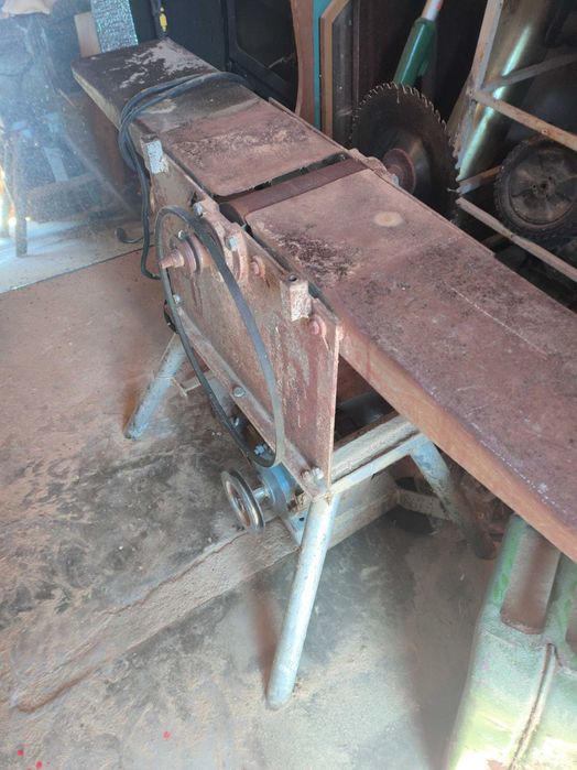 Комбиниран циркуляр с абрихт монофазен