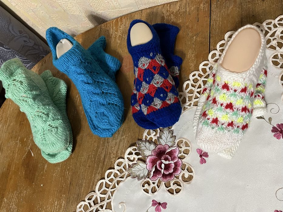 Вязанные следки и носки