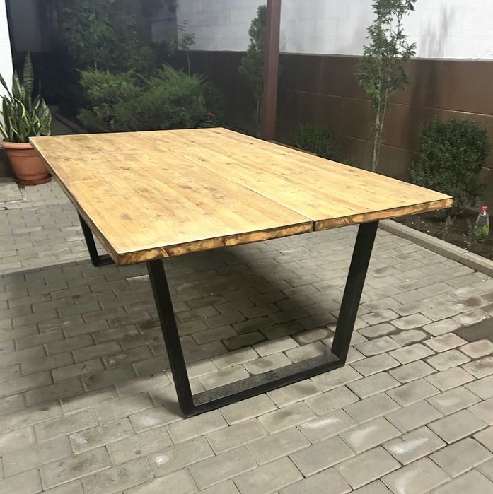 Продам стол лофт