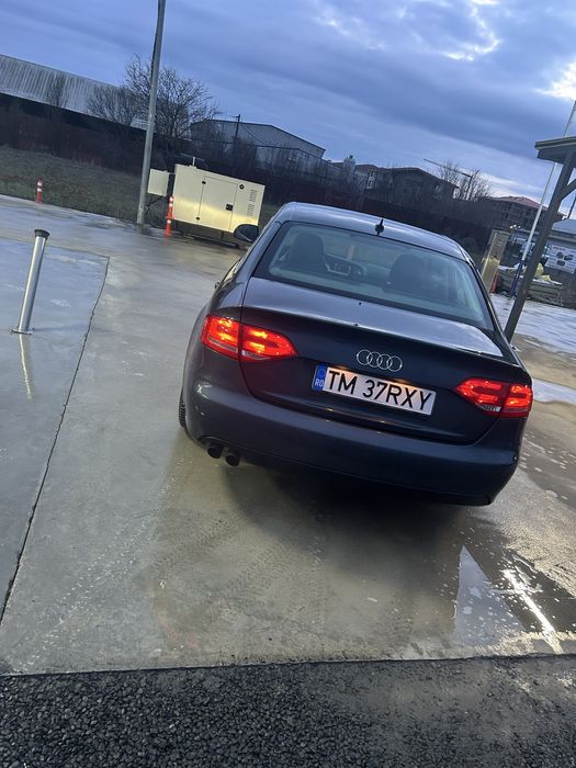 Audi A4 B8  1,8 benzina