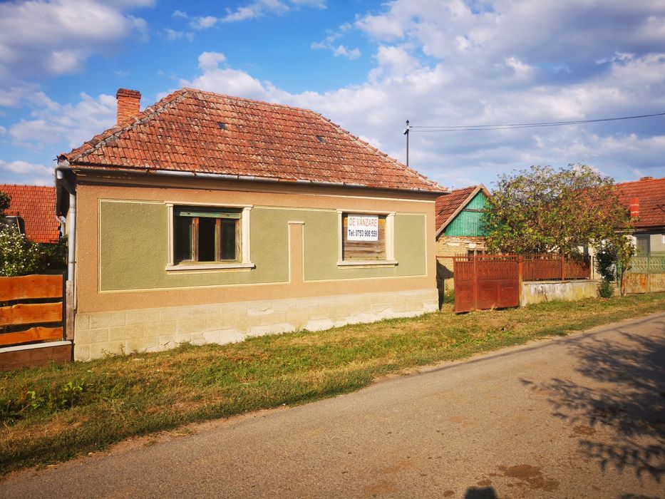 Casă de vânzare în Balc, jud. BIHOR, cu teren de 6410 mp