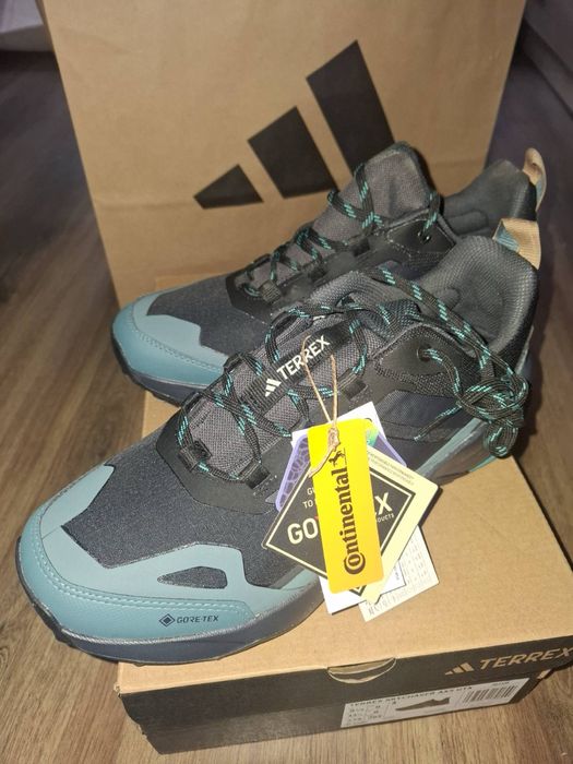 Маратонки Adidas