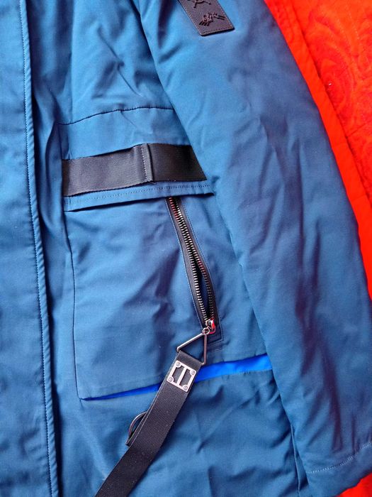 Женская куртка на весну