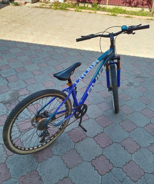 Велосипед синий Авия