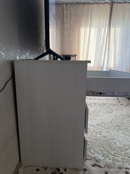 Продам белый камод