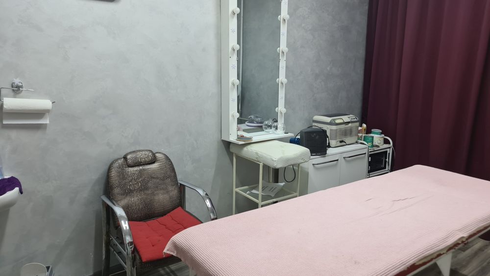 Сдам кабинет в салоне красоты график 5-2