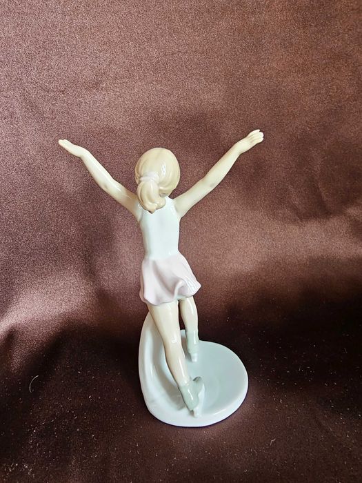 "Фигуристка" Италия