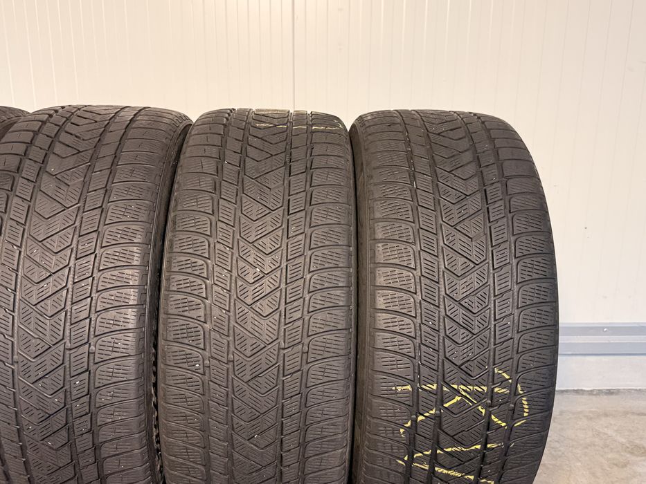 285/40/22 зимни гуми PIRELLI SCORPION WINTER