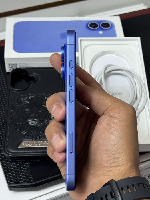  iPhone 16 5G 256gb HX/A EAC ultramarine акб 97%