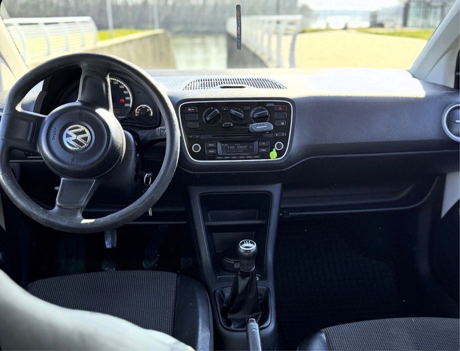 Se vinde! Volkswagen Up!  1.0 MPI BlueMotion