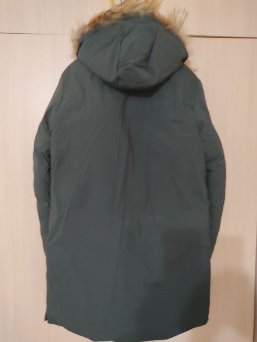 Продам зимнюю куртку