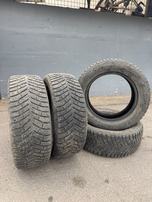 Зимний балон 215/60 R17