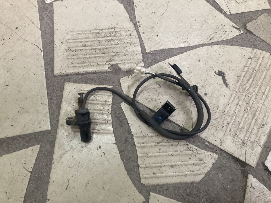 Датчик АБС задний левый Лексус ЛС430 Цельсиор / Lexus LS430 Celsior