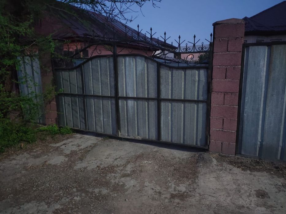 Продам готовую калитку и ворота