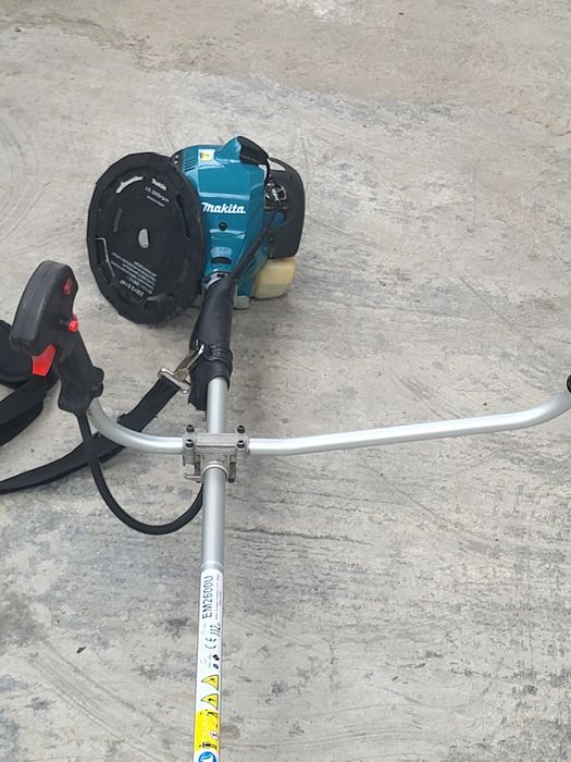 Motocositoare Makita EM2600U