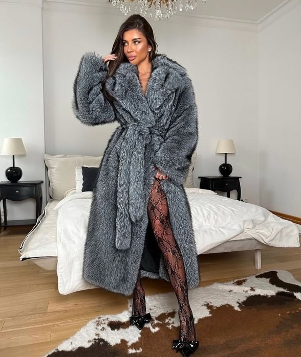 Продам новую шубу из ЭКО меха