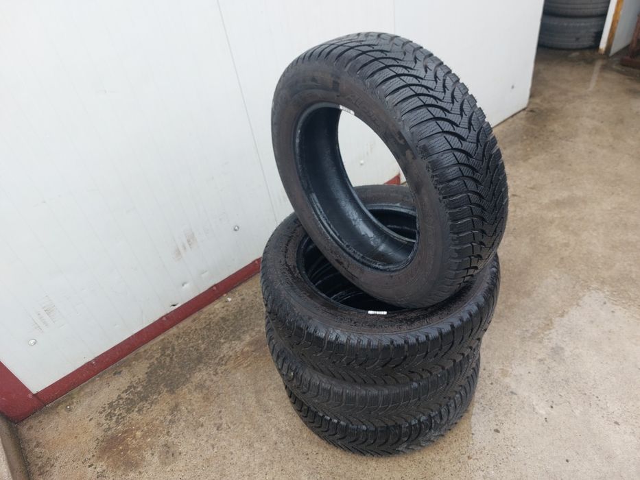 125 lei bucata! Set anvelope M+S/IARNA 175 65 r15 Michelin! 8 mm