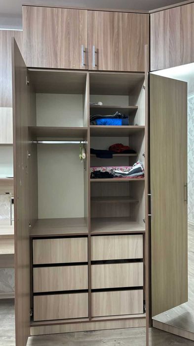 Спальный гарнитур 180.000тг