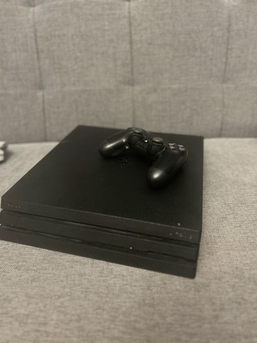Ps4 foarte bun cu toate cablurile
