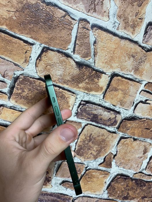 Iphone 13 verde