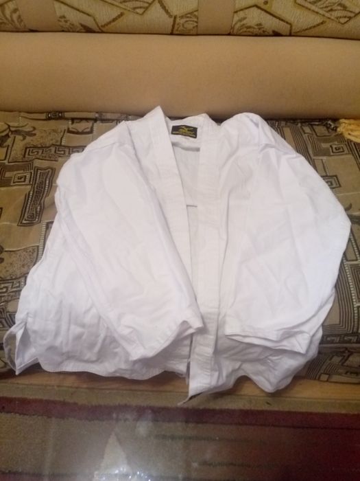 Продам  кимоно для карате