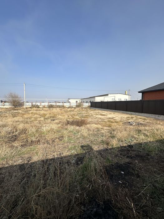 жер учаскесі сатылады 6 соток.