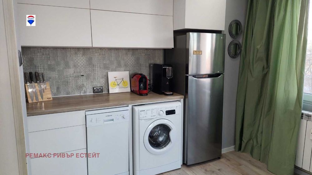 Луксозен двустаен апартамент под наем кв. Възраждане