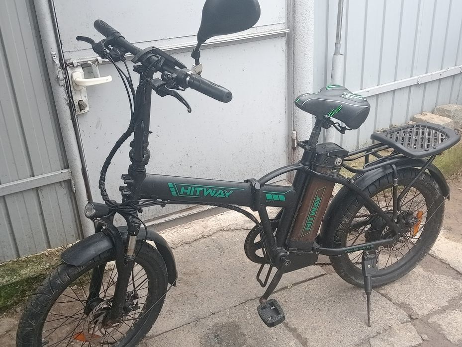 Bicicletă electrică pliabilă