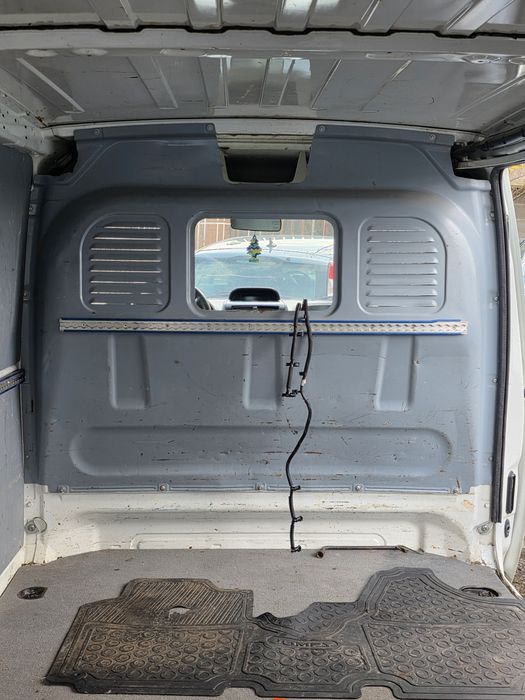 Преграда за Citroen jumpy 2014 година