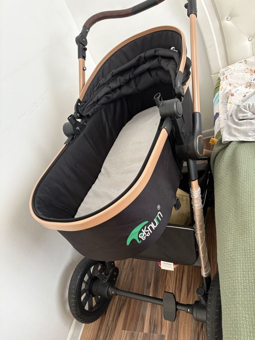 Коляска новая детская