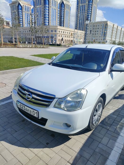 Продам автомобиль Nissan Almera 2015 года коробка автомат.Проб 140000.