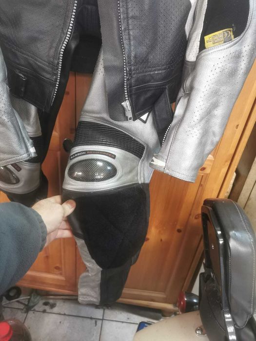 Costume moto din piele