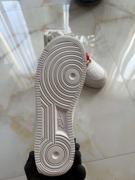 Adidasi Nike Air Force One Supreme