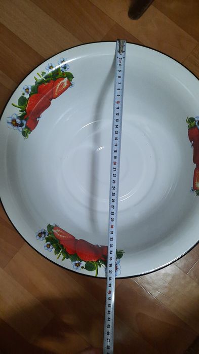 Новая эмалированная посуда