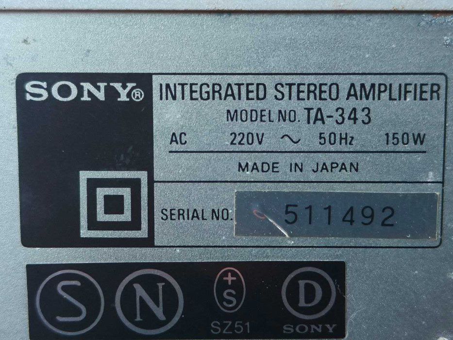 Hi-fi стерео усилвател SONY TA-343. Произведен в Япония