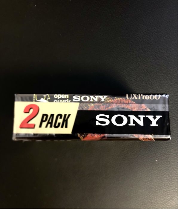 Vând 2 casete audio Sony UX-Pro 60 minute complet noi, sigilate