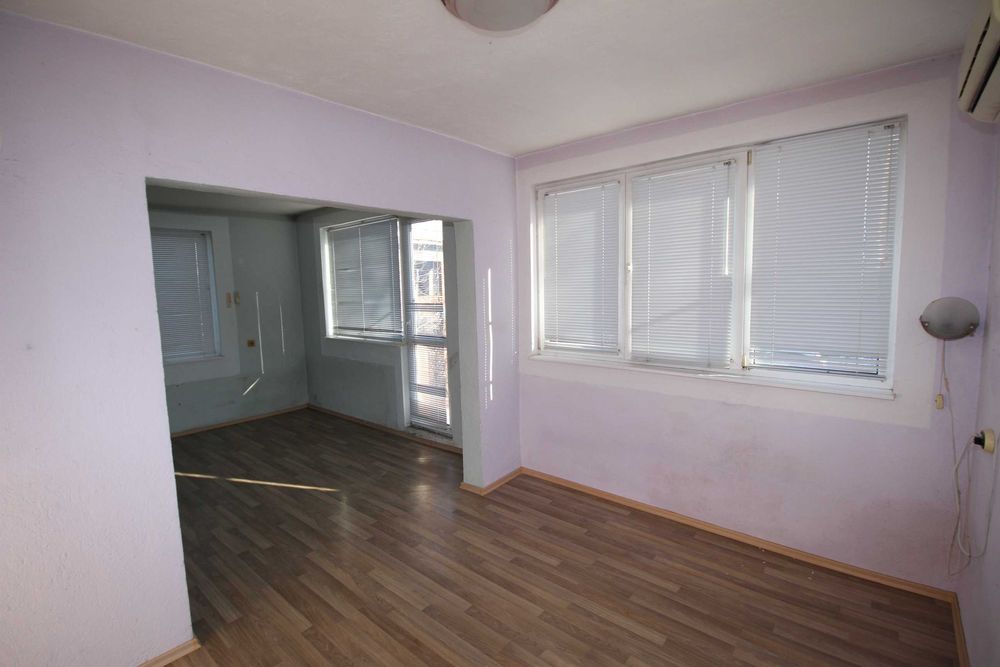 Продава се Къща в София, Горна баня - 214 кв.м за 1846 €/кв.м - Снимка #3