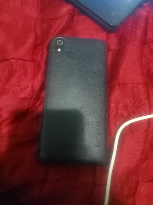 Продам телефон рэдми 7а