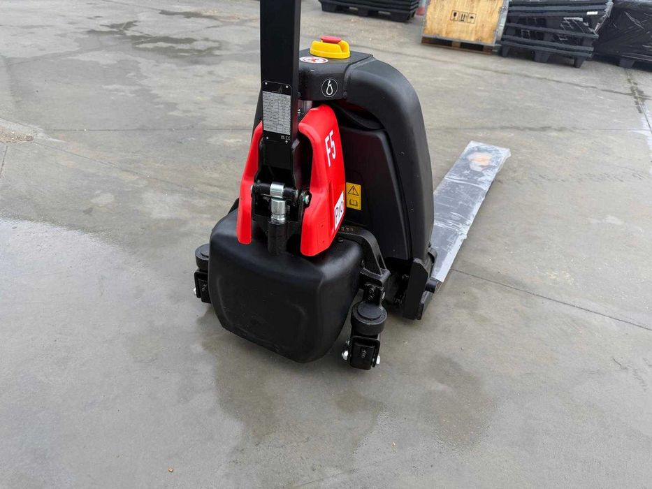 Transpalet electric EP F5PRO Li-ION roti stabilizare capacitate 1500kg