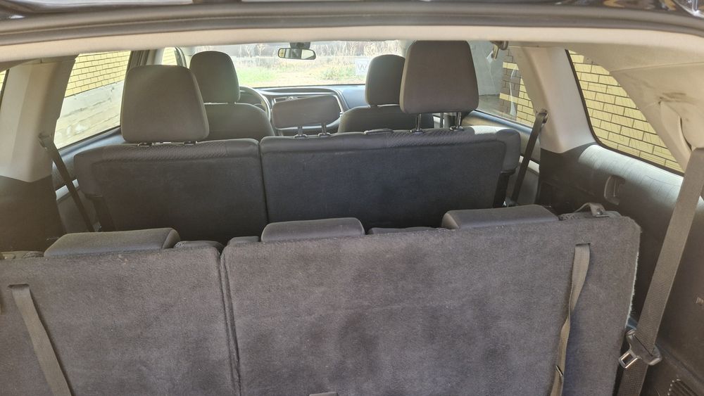 Продам Тойота хайлендер 2019г