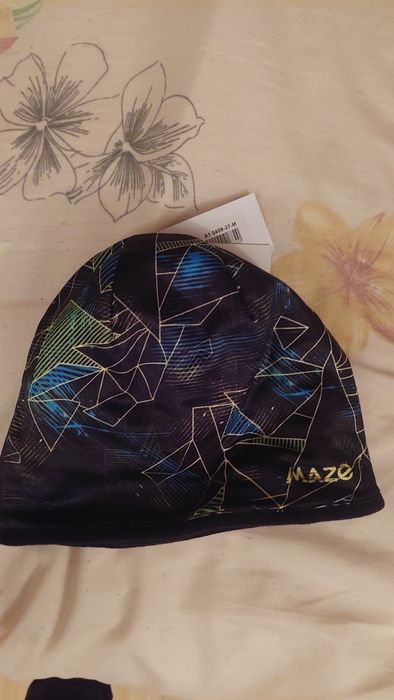 Шапка maze чисто нови