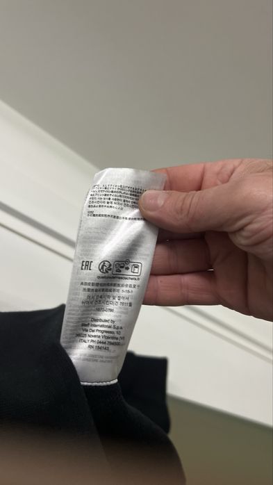 Суитчъри DSQUARED2. С етикети,всичко. Нов модел зима 2025