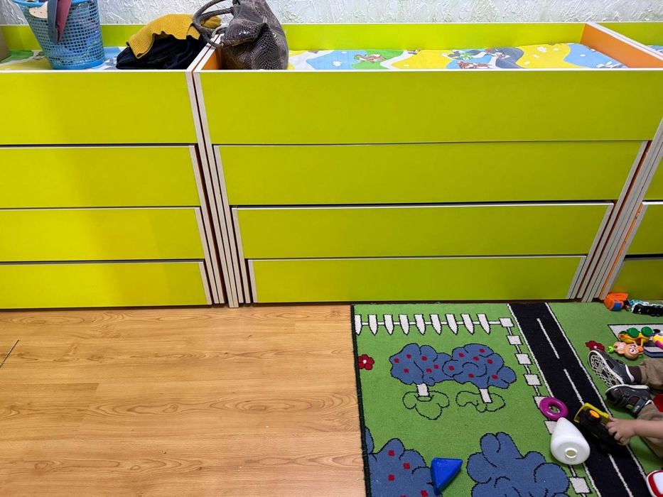 Продам детский  кровать